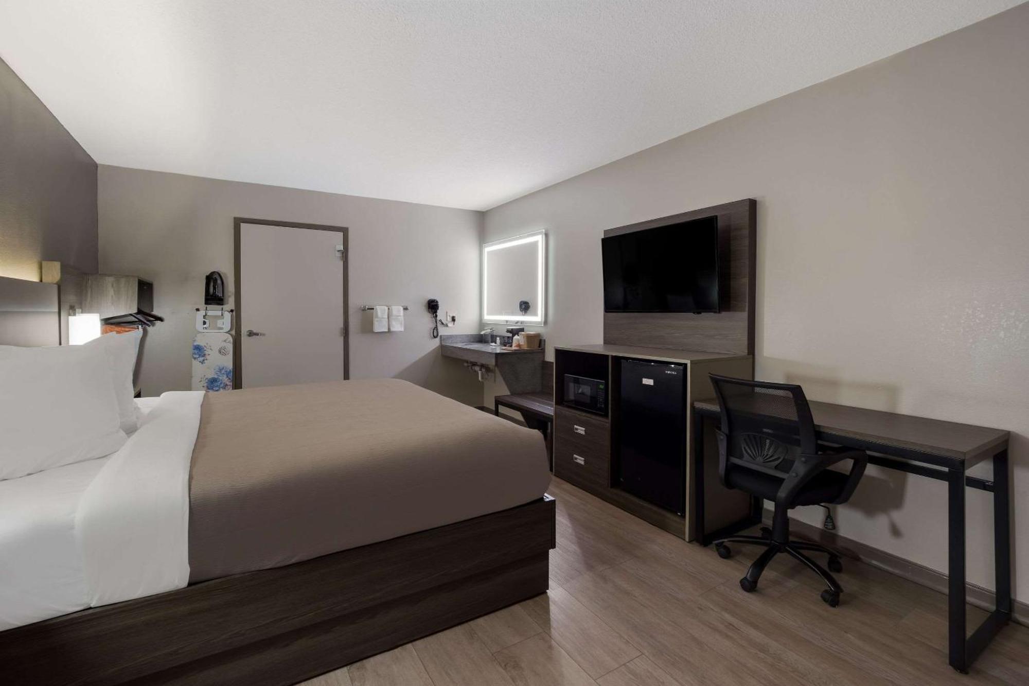 Quality Inn Fort Jackson Columbia Esterno foto