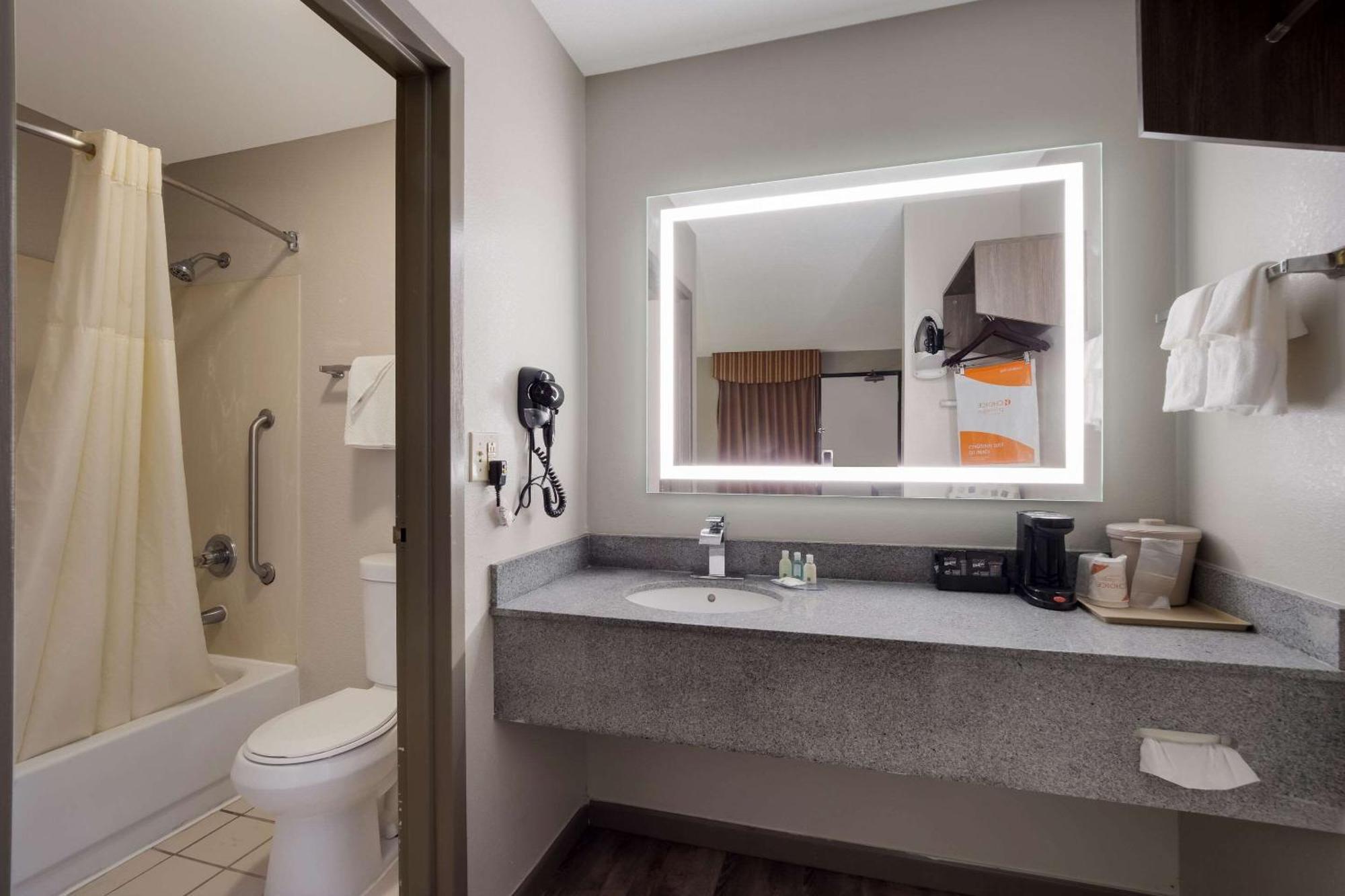 Quality Inn Fort Jackson Columbia Esterno foto