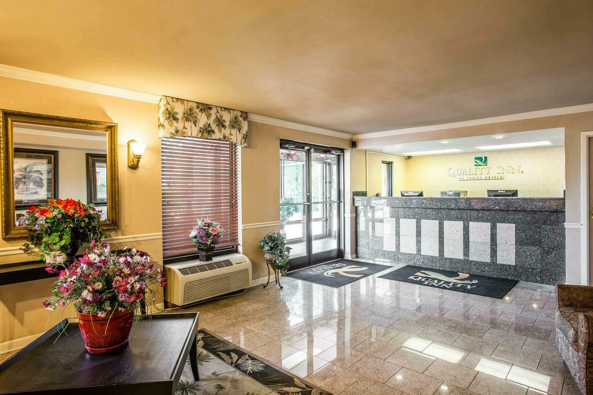 Quality Inn Fort Jackson Columbia Esterno foto